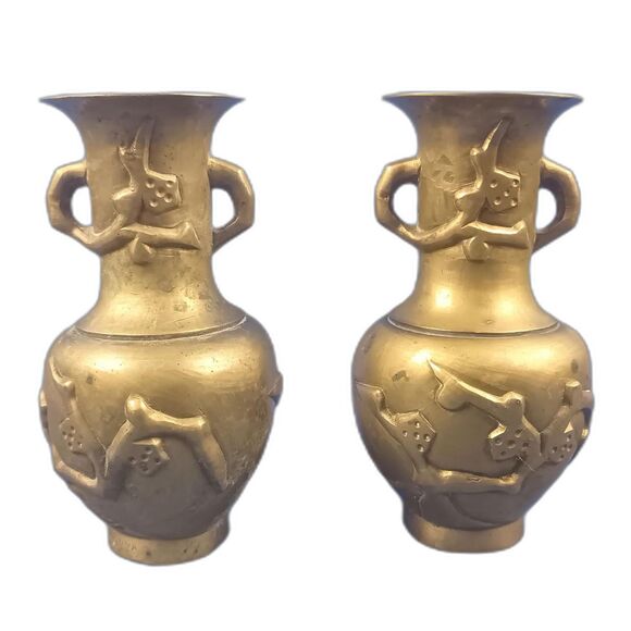 Heavy Bronze Vases Pair Of Vintage Chinese Unique Embossed 7 in tall 2 lb each - Picture 1 of 10